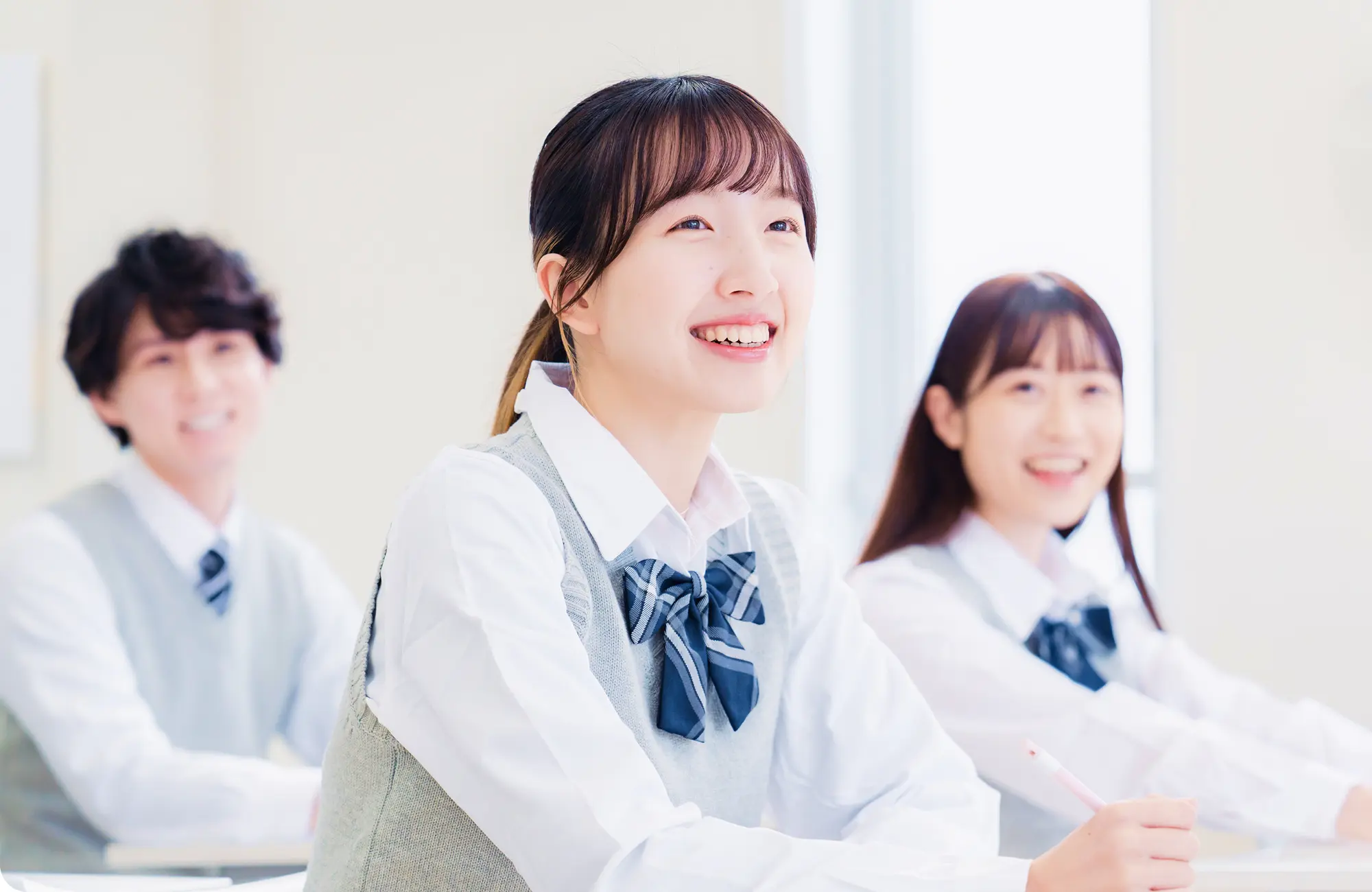 授業を受ける生徒